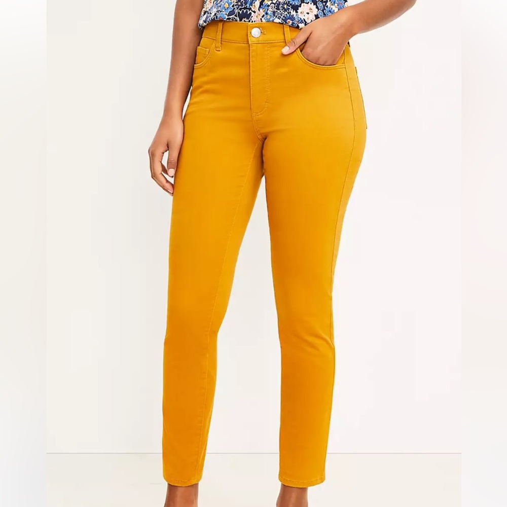 LOFT by Ann Taylor Five Pocket Modern Skinny Jeans in Marigold Yellow